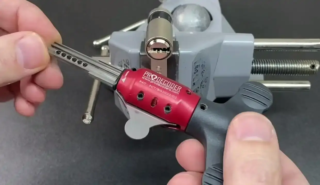 Decoding a commercial lock cylinder for rekeying in Florence, SC
